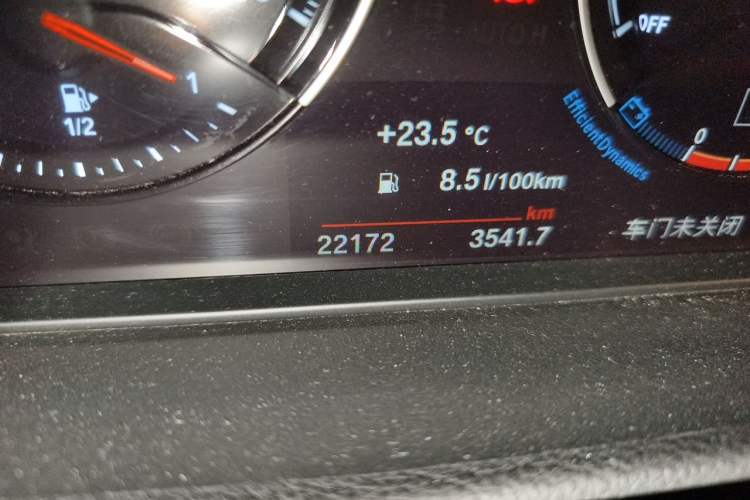 Used BMW 1 Series 2022 120i M Sport Night Edition Odometer Close Up