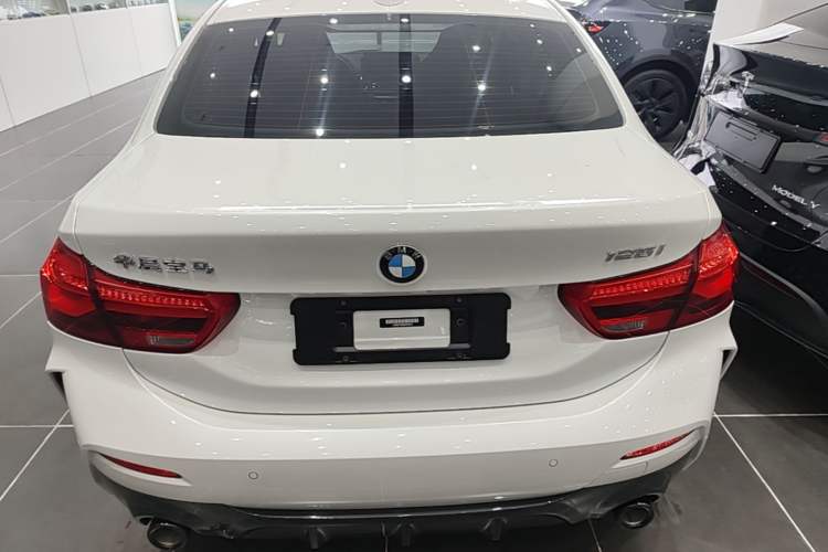 Used BMW 1 Series 2022 125i M Sport Night Edition Rear