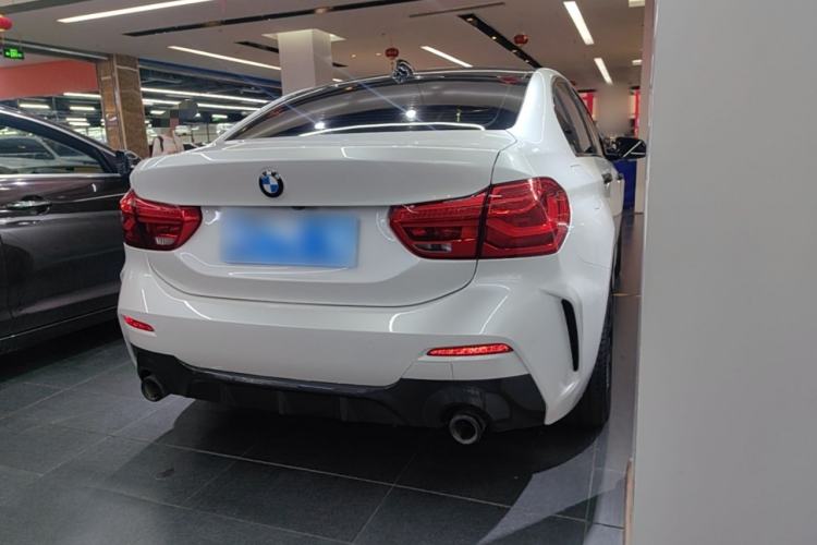 Used BMW 1 Series 2022 125i M Sport Night Edition Rear Right 45 Deg