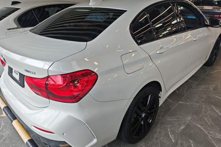 Used BMW 1 Series 2022 125i M Sport Night Edition Rear Right 45 Deg