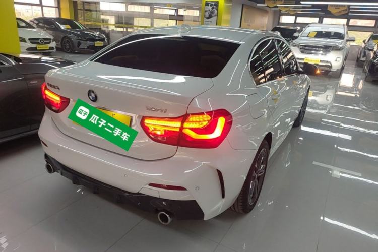 Used BMW 1 Series 2022 120i M Sport Edition Rear Right 45 Deg