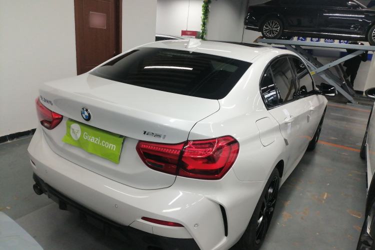 Used BMW 1 Series 2022 125i M Sport Night Edition Rear Right 45 Deg