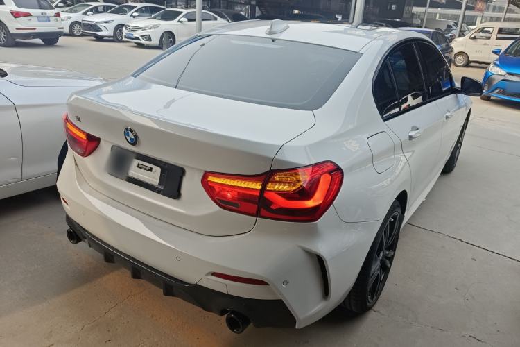 Used BMW 1 Series 2022 125i M Sport Night Edition Rear Right 45 Deg
