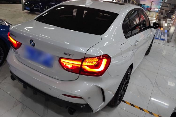 Used BMW 1 Series 2022 125i M Sport Night Edition Rear Right 45 Deg