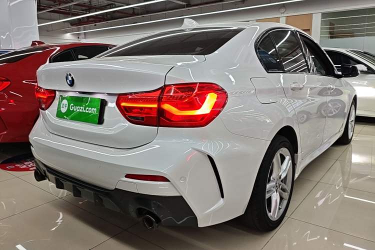 Used BMW 1 Series 2022 120i M Sport Night Edition Rear Right 45 Deg