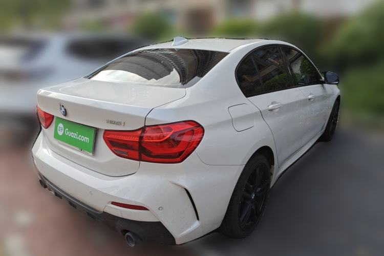 Used BMW 1 Series 2022 125i M Sport Night Edition Rear Right 45 Deg