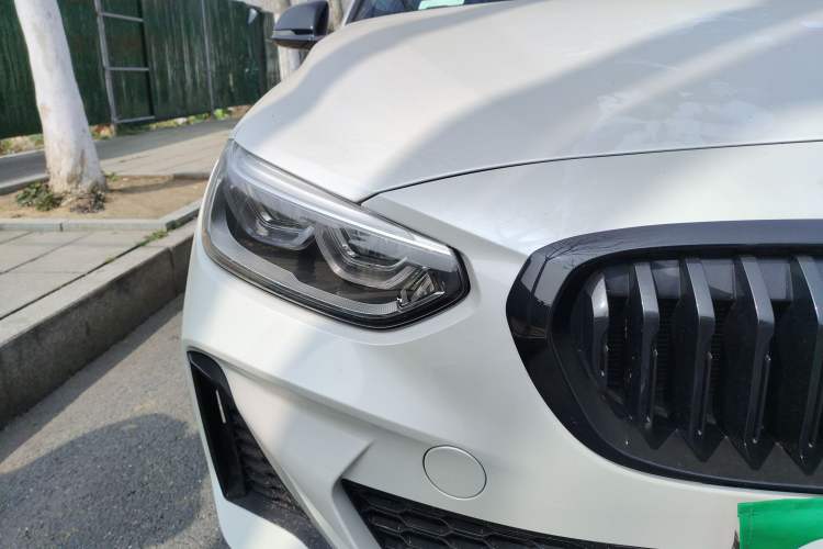 Used BMW 1 Series 2022 125i M Sport Night Edition Right Front Headlight