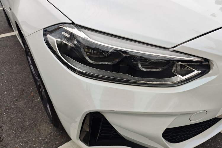 Used BMW 1 Series 2022 125i M Sport Night Edition Right Front Headlight