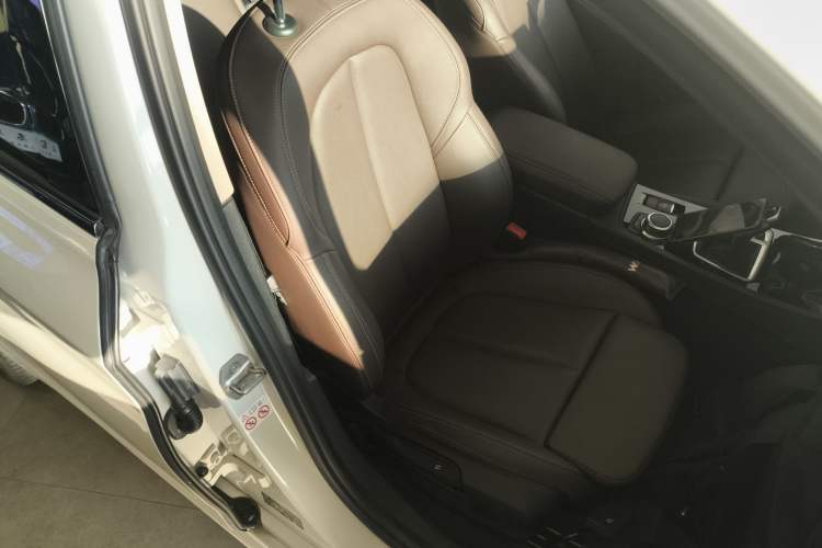 Used BMW 1 Series 2022 120i M Sport Night Edition Right Front Seat