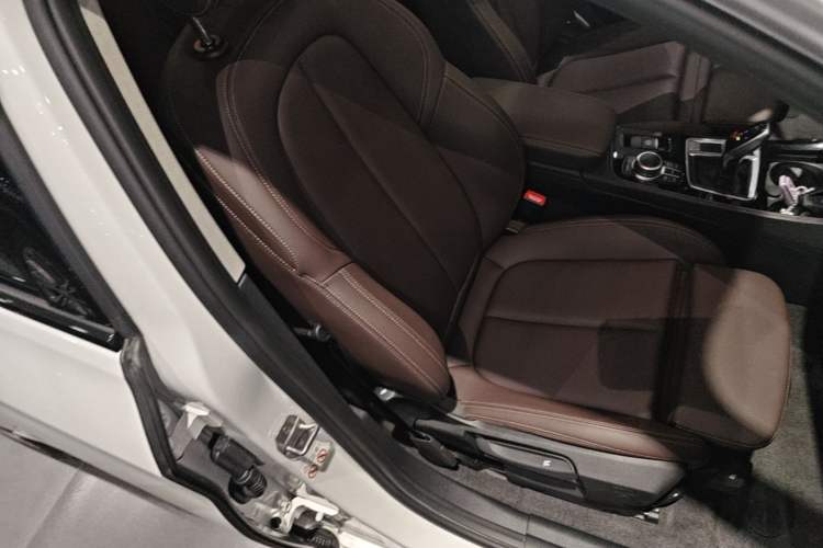 Used BMW 1 Series 2022 120i M Sport Night Edition Right Front Seat