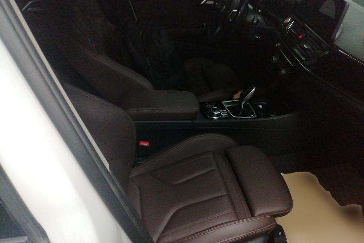 Used BMW 1 Series 2022 125i M Sport Night Edition Right Front Seat