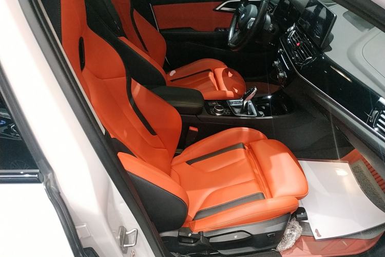 Used BMW 1 Series 2022 125i M Sport Night Edition Right Front Seat