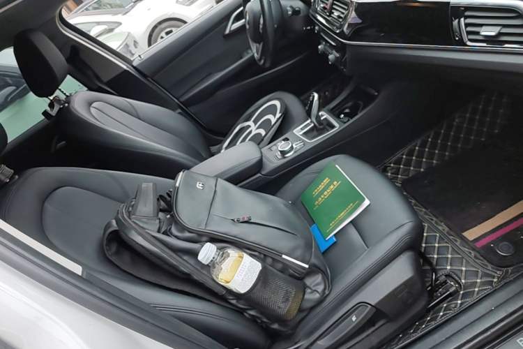 Used BMW 1 Series 2022 120i M Sport Edition Right Front Seat