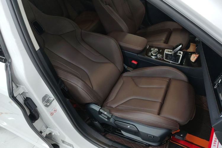 Used BMW 1 Series 2022 125i M Sport Night Edition Right Front Seat