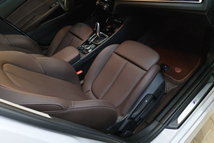 Used BMW 1 Series 2022 120i M Sport Night Edition Right Front Seat