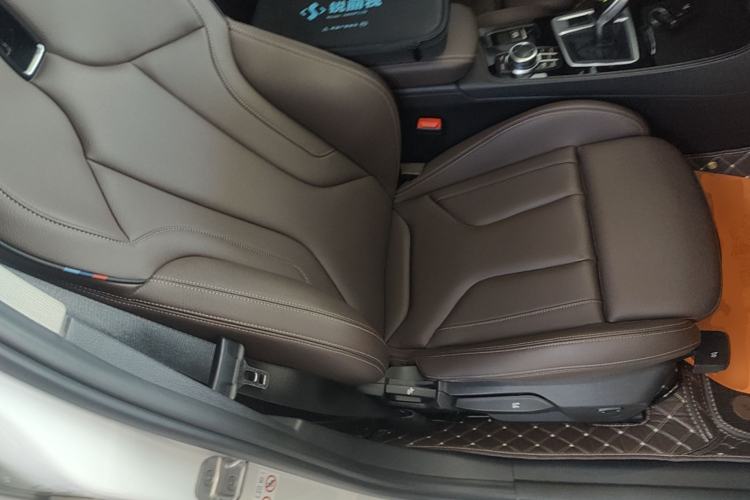 Used BMW 1 Series 2022 125i M Sport Night Edition Right Front Seat