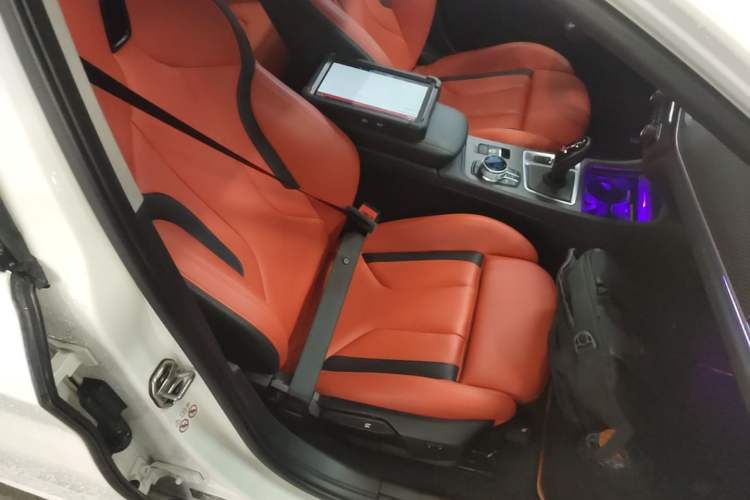 Used BMW 1 Series 2022 125i M Sport Night Edition Right Front Seat