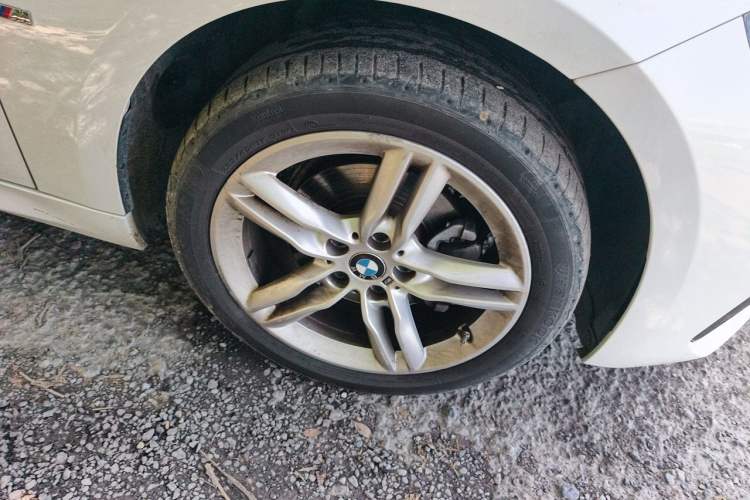 Used BMW 1 Series 2022 120i M Sport Night Edition Right Front Wheel Hub