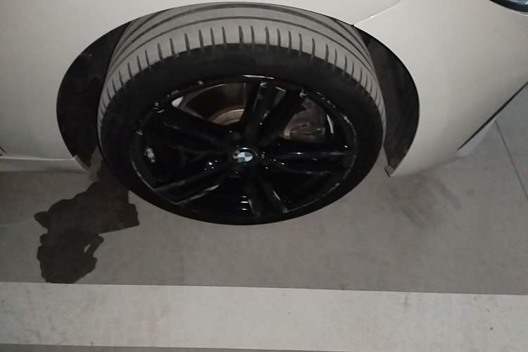 Used BMW 1 Series 2022 125i M Sport Night Edition Right Front Wheel Hub