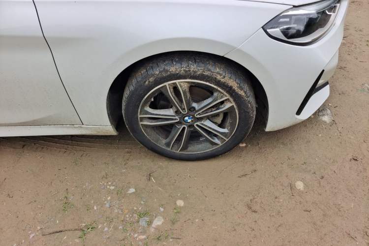 Used BMW 1 Series 2022 120i M Sport Edition Right Front Wheel Hub