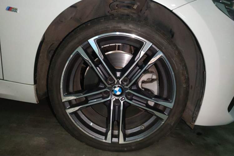 Used BMW 1 Series 2022 125i M Sport Night Edition Right Front Wheel Hub