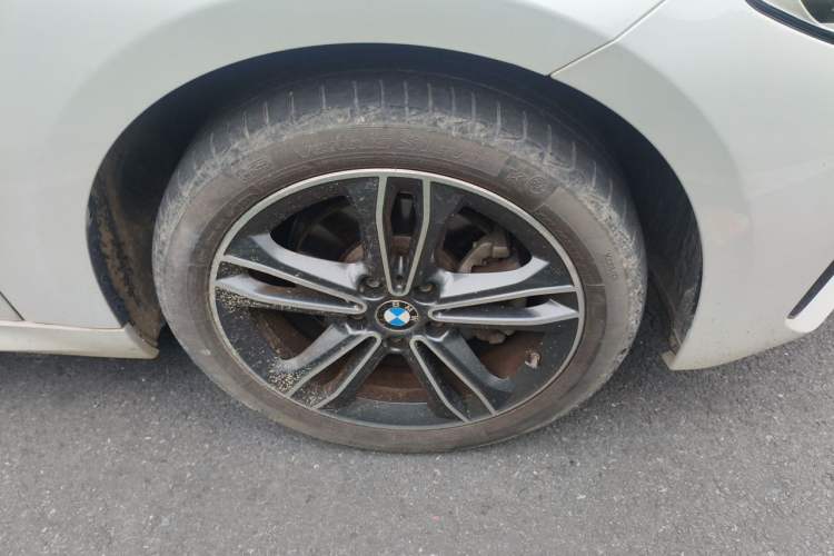 Used BMW 1 Series 2022 120i M Sport Edition Right Front Wheel Hub