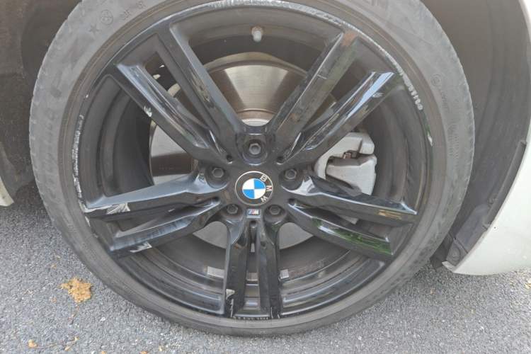 Used BMW 1 Series 2022 125i M Sport Night Edition Right Front Wheel Hub