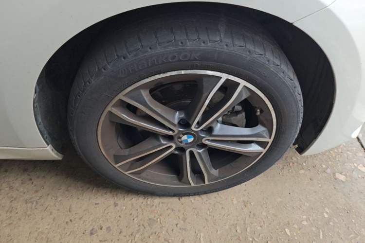 Used BMW 1 Series 2022 120i M Sport Edition Right Front Wheel Hub