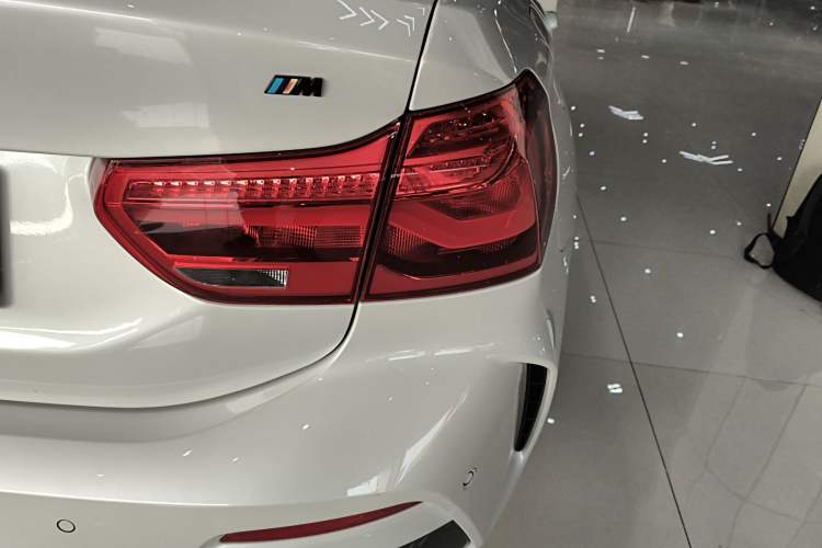Used BMW 1 Series 2022 120i M Sport Edition Right Rear Taillight