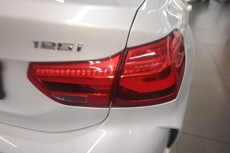 Used BMW 1 Series 2022 125i M Sport Night Edition Right Rear Taillight