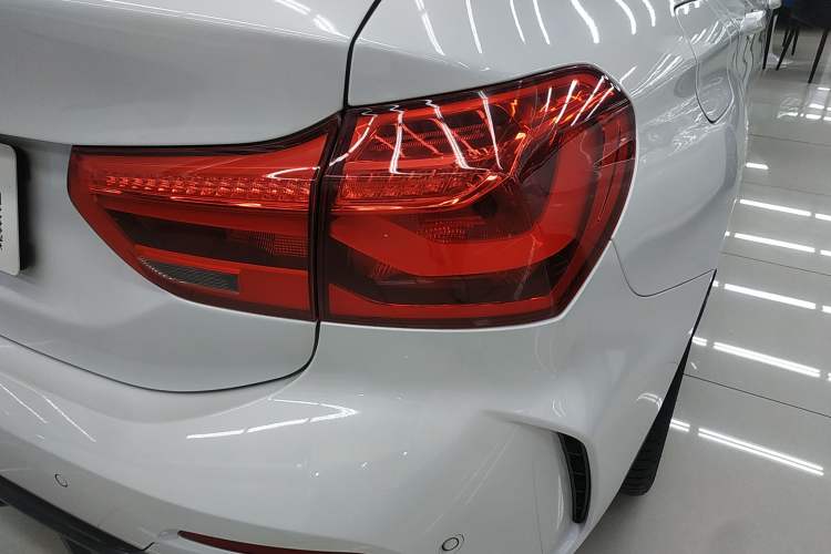 Used BMW 1 Series 2022 120i M Sport Edition Right Rear Taillight