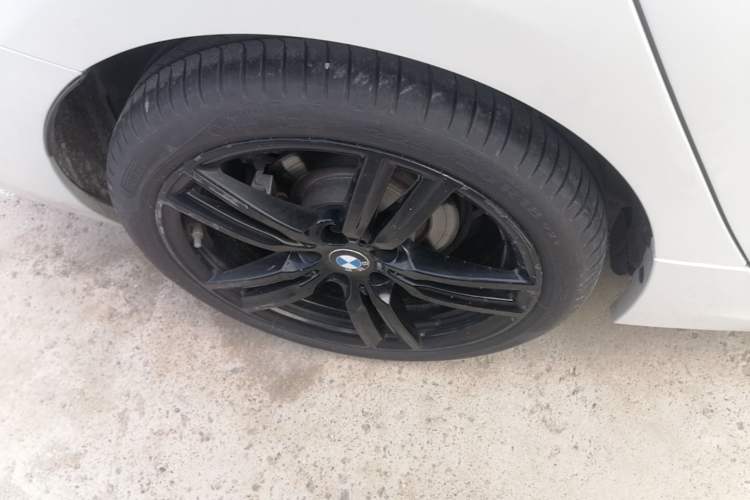 Used BMW 1 Series 2022 125i M Sport Night Edition Right Rear Wheel Hub
