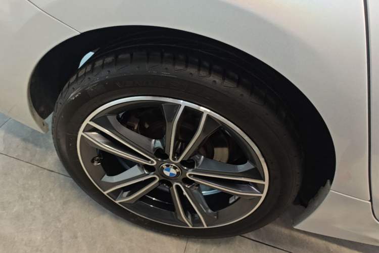 Used BMW 1 Series 2022 120i M Sport Edition Right Rear Wheel Hub