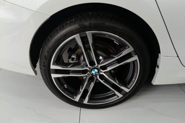 Used BMW 1 Series 2022 125i M Sport Night Edition Right Rear Wheel Hub