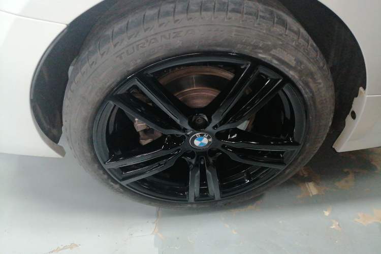 Used BMW 1 Series 2022 125i M Sport Night Edition Right Rear Wheel Hub