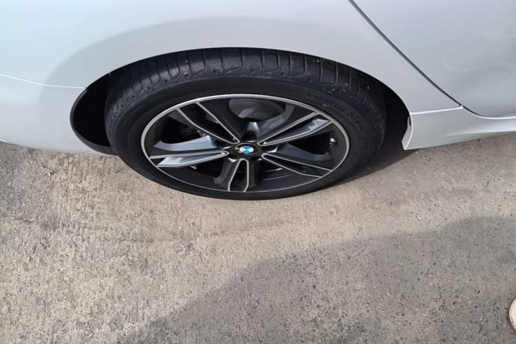 Used BMW 1 Series 2022 120i M Sport Edition Right Rear Wheel Hub