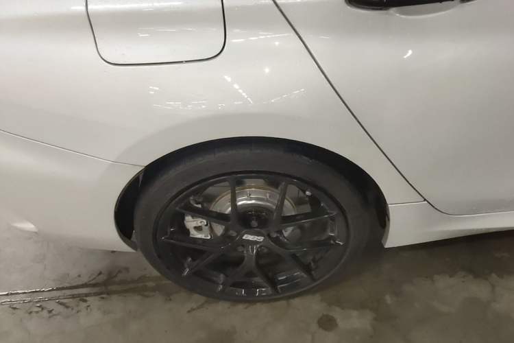 Used BMW 1 Series 2022 125i M Sport Night Edition Right Rear Wheel Hub