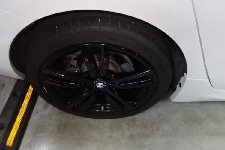 Used BMW 1 Series 2022 125i M Sport Night Edition Right Rear Wheel Hub