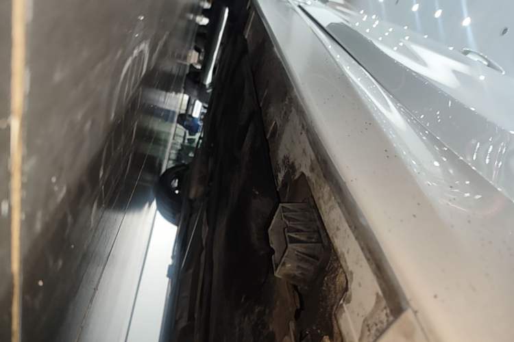 Used BMW 1 Series 2022 125i M Sport Night Edition Right Side Sill