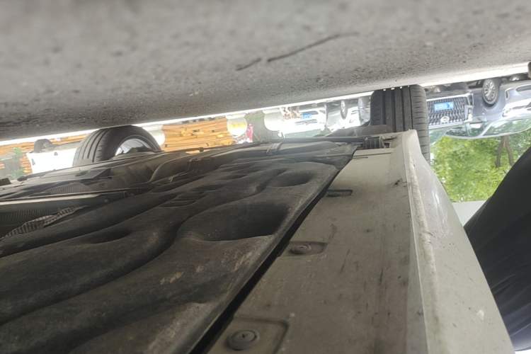 Used BMW 1 Series 2022 125i M Sport Night Edition Right Side Sill