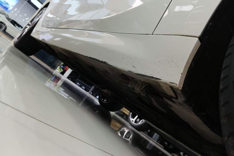 Used BMW 1 Series 2022 125i M Sport Night Edition Right Side Sill