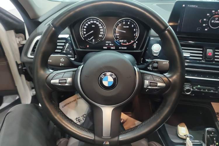Used BMW 1 Series 2022 125i M Sport Night Edition Steering Wheel