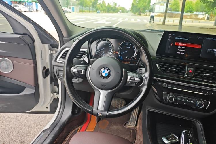 Used BMW 1 Series 2022 120i M Sport Night Edition Steering Wheel
