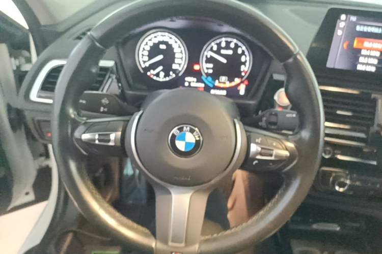 Used BMW 1 Series 2022 125i M Sport Night Edition Steering Wheel