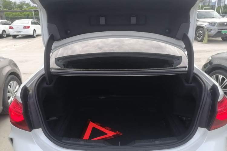 Used BMW 1 Series 2022 125i M Sport Night Edition Trunk