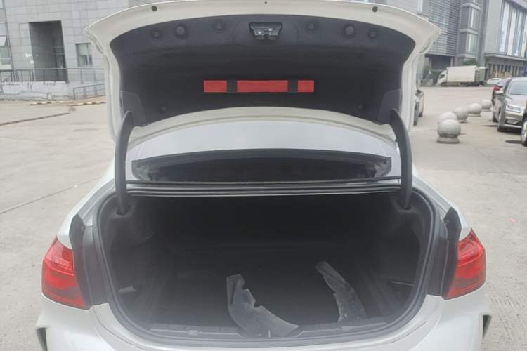 Used BMW 1 Series 2022 125i M Sport Night Edition Trunk