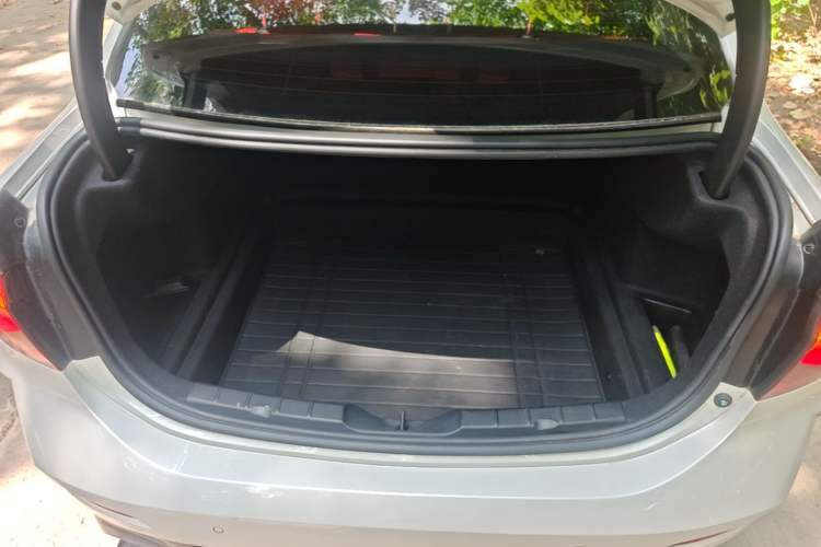 Used BMW 1 Series 2022 125i M Sport Night Edition Trunk