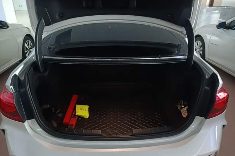 Used BMW 1 Series 2022 125i M Sport Night Edition Trunk