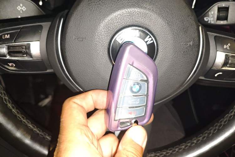 Used BMW 1 Series 2022 125i M Sport Night Edition Vehicle Key
