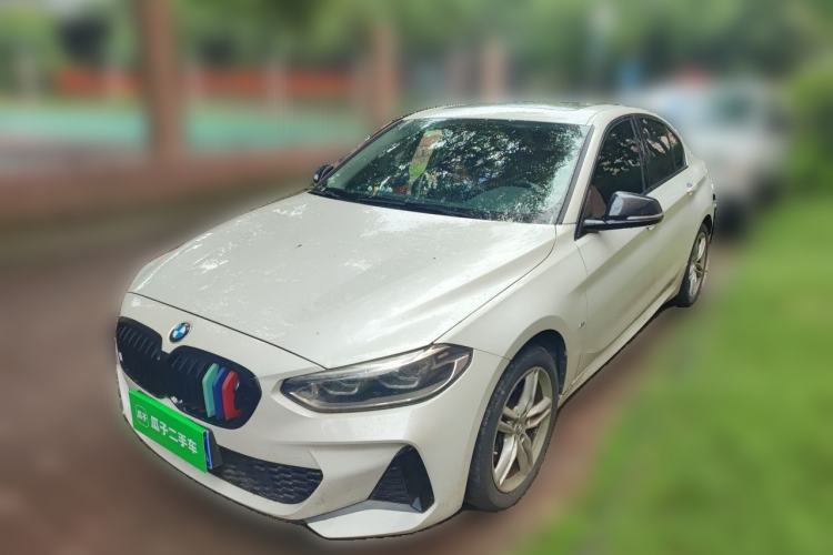 Used BMW 1 Series 2022 120i M Sport Night Edition Guazi used car, China used car export, Used car for sale, Used  cars, Cheapest cars for sale